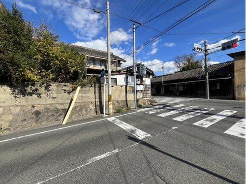 半田市亀崎常盤町4丁目の前面道路含む現地写真|R5.12.1撮影　南西側前道約9ｍ！