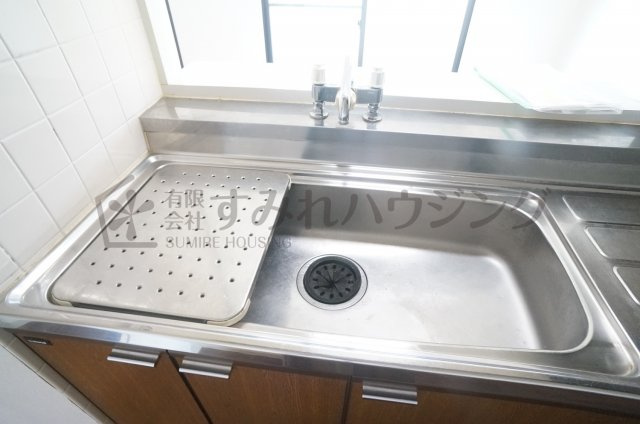 コスモカウンティⅡのキッチン|参考、同建物・反転間取りの号室