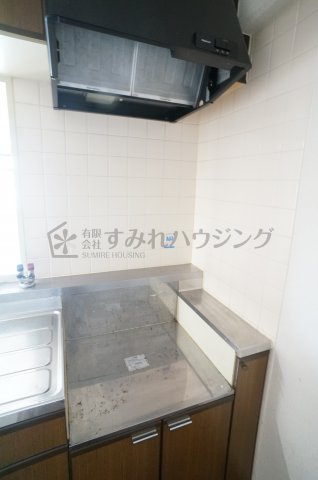 コスモカウンティⅡのキッチン|参考、同建物・反転間取りの号室