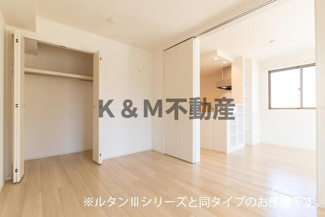 モーヴソレイユの居間・リビング|使いやすい居間です