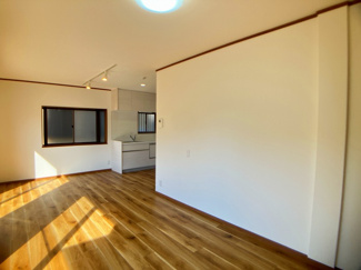 【居間・リビング】 | 岡崎市大西町字南ヶ原戸建