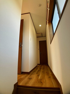 【その他】 | 岡崎市大西町字南ヶ原戸建 | 2階廊下