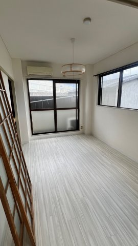 ロイヤルシャトー藤井寺Ⅰの居間・リビング