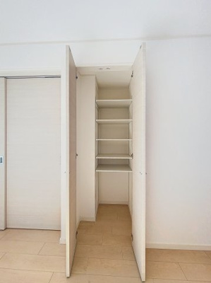 【収納】 | GlowHomes溝の口 | ※同建物ほかのお部屋の写真です。