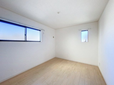 【寝室】 | GlowHomes溝の口 | ※同建物ほかのお部屋の写真です。