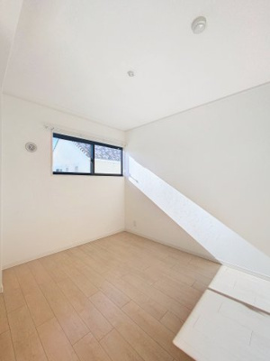 【寝室】 | GlowHomes溝の口 | ※同建物ほかのお部屋の写真です。