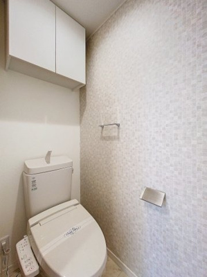 【トイレ】 | GlowHomes溝の口 | ※同建物ほかのお部屋の写真です。