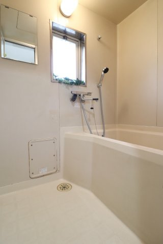 グレースコーポ湯の坂の浴室