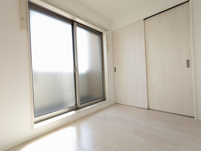 エトワール大曽根の洋室|301号室