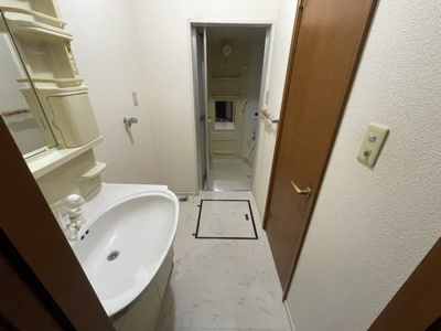 【洗面所】 | ルミエール吉根