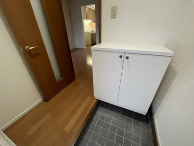 【玄関】 | ルミエール吉根