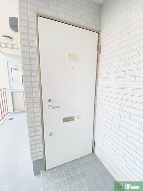 グローバルレジデンスの玄関