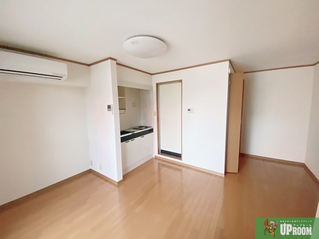 グローバルレジデンスの居間・リビング