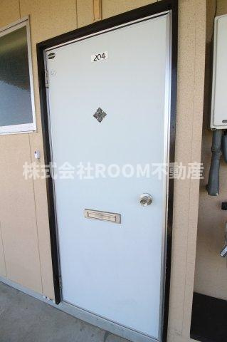 コーポ五月の玄関|明るい玄関です