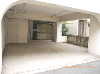 【駐車場】 | 自走式の駐車場がありますので、車必須のかたには、安心です。