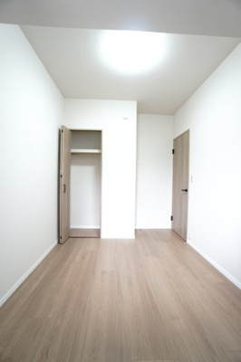 【洋室】 | 【上質リノベ】ファミール江波公園リバーサイド弐番館 | 室内（2026年3月8日11：00頃）撮影