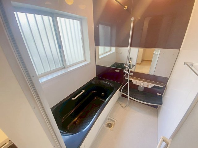 中山寺3丁目戸建ての浴室