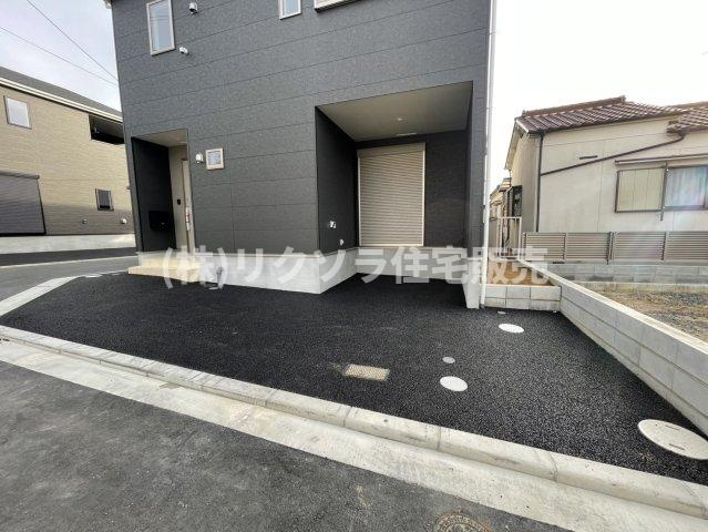 国松町　1号棟　新築一戸建ての駐車場|2台駐車可能
■物件内覧・資金計画相談・住宅ローン相談、リフォーム相談、お問合せ受付中■
※当日・翌日のご内覧、ご相談はお電話でのお問合せがスムーズです！