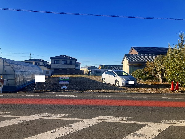 田原市保美町沢の売地の前面道路含む現地写真|前面道路
