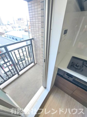 【バルコニー】 | ポレスター岩国 | キッチン横