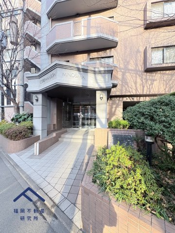 コアマンション美野島のエントランス