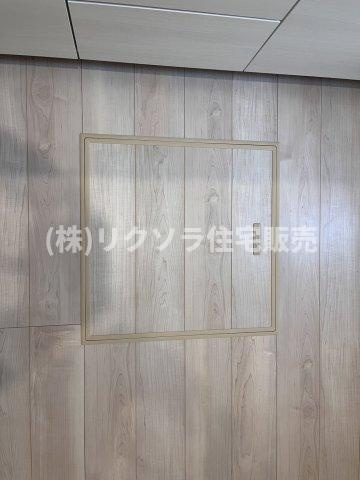 国松町　2号棟　新築一戸建ての収納|キッチン　床下収納
■物件内覧・資金計画相談・住宅ローン相談、リフォーム相談、お問合せ受付中■
※当日・翌日のご内覧、ご相談はお電話でのお問合せがスムーズです！