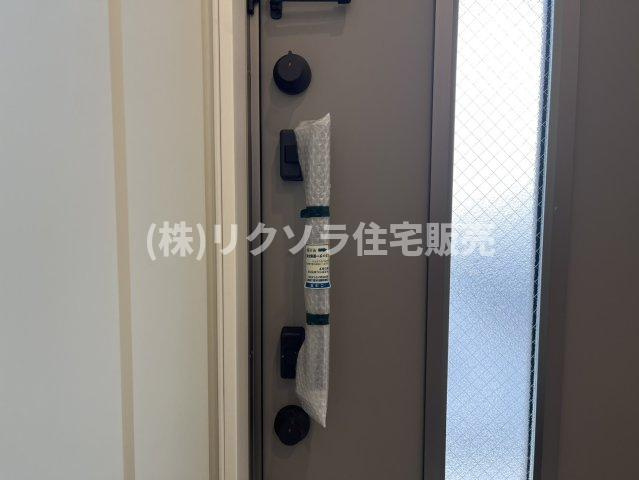 国松町　2号棟　新築一戸建ての防犯設備|カードキー
■物件内覧・資金計画相談・住宅ローン相談、リフォーム相談、お問合せ受付中■
※当日・翌日のご内覧、ご相談はお電話でのお問合せがスムーズです！