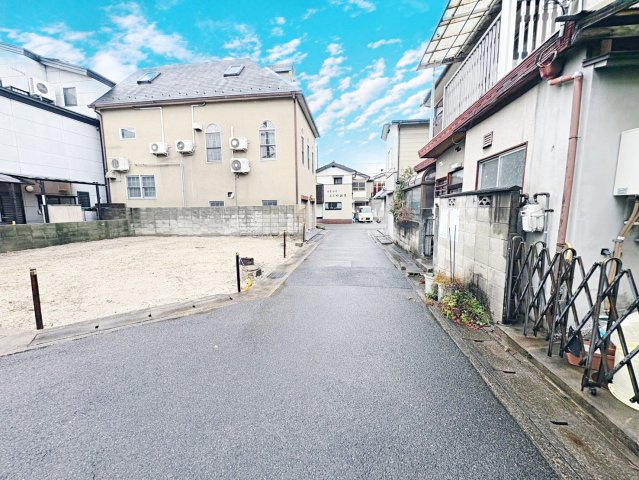 向島立河原町の前面道路含む現地写真