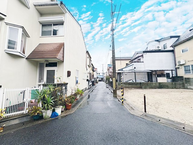 向島立河原町の前面道路含む現地写真