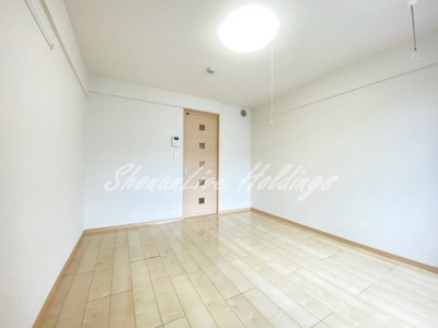 【寝室】 | ルミエール | 落ち着いて過ごせるお部屋です♪