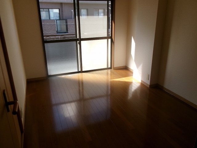 玉木マンションの洋室