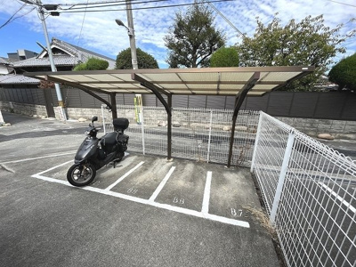 【駐車場】 | 久光マンション | バイク置き場です