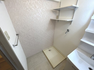 【設備】 | 久光マンション | 洗濯機置き場です