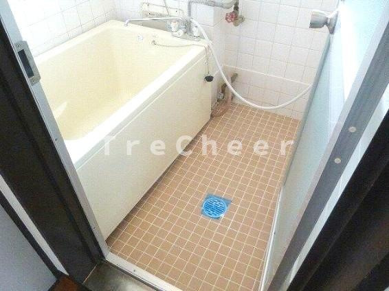 丸山コーポの浴室