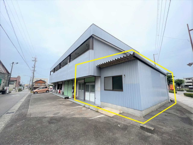 センター篭田