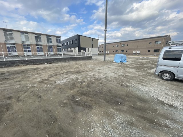 Libertas　C棟（南棟）の駐車場