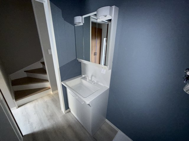 Libertas　A棟（西棟）の洗面所