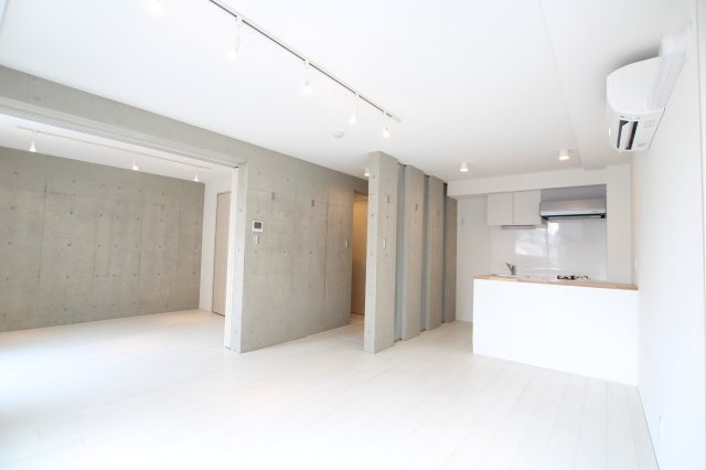 【居間・リビング】