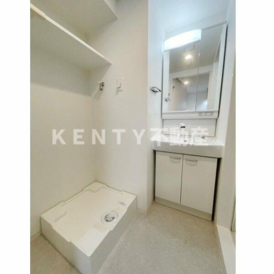 【洗面所】 | ディアレイシャス田園調布南 | 脱衣スペースもあります