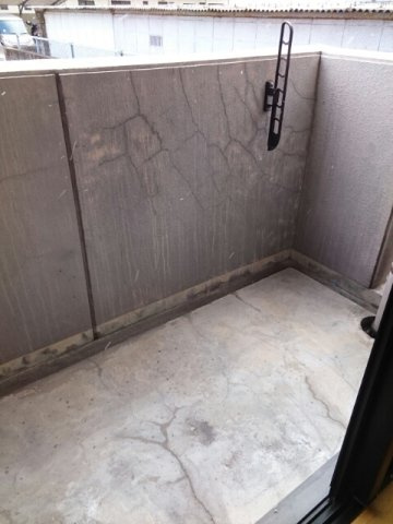 【バルコニー】