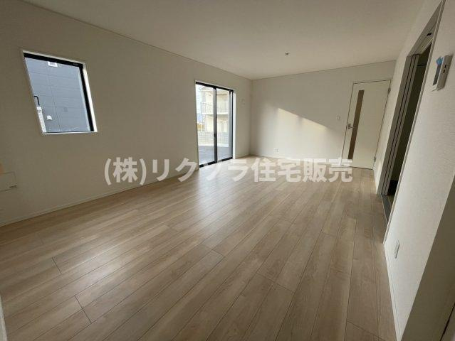 国松町　4号棟　新築一戸建てのダイニング|■物件内覧・資金計画相談・住宅ローン相談、リフォーム相談、お問合せ受付中■
※当日・翌日のご内覧、ご相談はお電話でのお問合せがスムーズです！