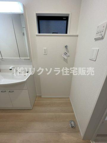 国松町　4号棟　新築一戸建てのランドリースペース|■物件内覧・資金計画相談・住宅ローン相談、リフォーム相談、お問合せ受付中■
※当日・翌日のご内覧、ご相談はお電話でのお問合せがスムーズです！