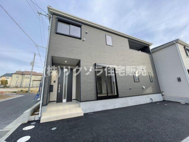 国松町　4号棟　新築一戸建ての外観|新しい生活にいかがでしょうか？外観はお住まいの顔になります。こだわりたいポイントですね。外壁塗装や屋根塗装のご相談も承っております。
■現地内覧・資金計画相談・住宅ローン相談もお問合せ受付中■