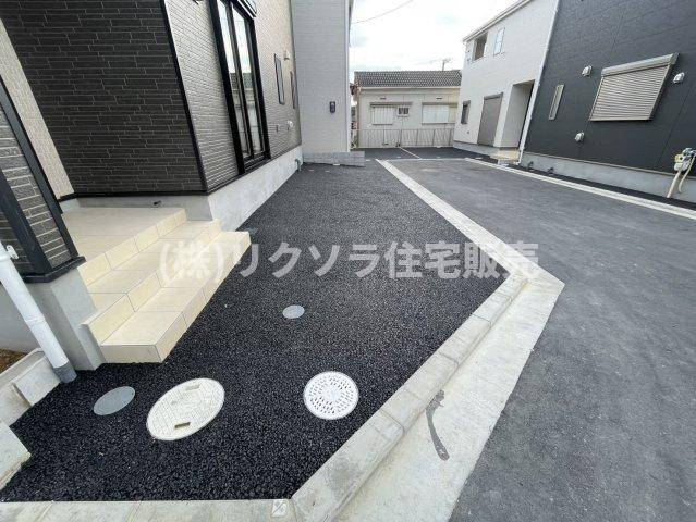 国松町　4号棟　新築一戸建ての駐車場|■物件内覧・資金計画相談・住宅ローン相談、リフォーム相談、お問合せ受付中■
※当日・翌日のご内覧、ご相談はお電話でのお問合せがスムーズです！