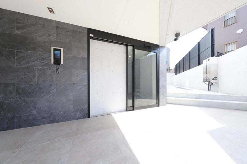 MIND KUGAYAMAのエントランス