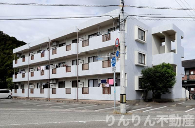 【駐車場】 | ハーブメゾン井川 | 駐車場完備です