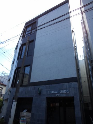 LEGALAND SENGOKU CrossB棟の外観