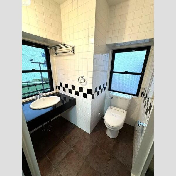 VANQUISH（ヴァンキッシュ）のトイレ