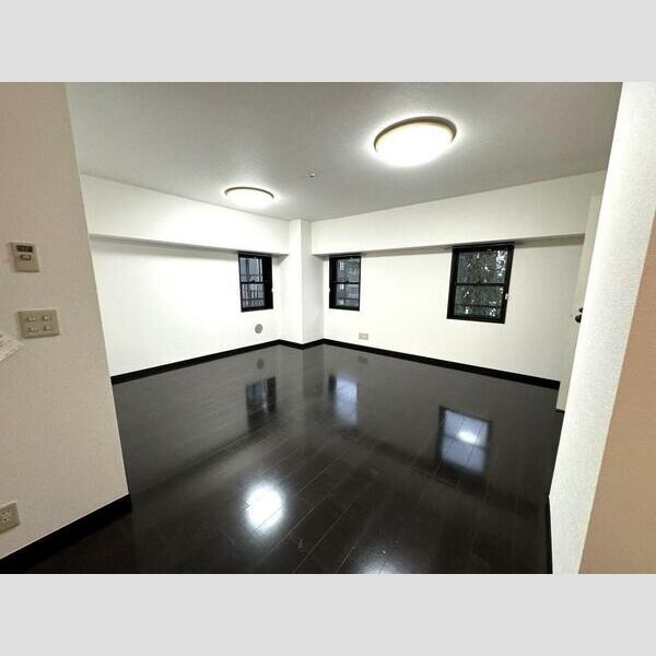 VANQUISH（ヴァンキッシュ）の内装