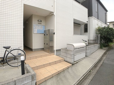 【エントランス】 | オークハウス桜【名古屋市賃貸・宅配BOX】